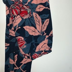 Lularoe OS 1.0 leggings